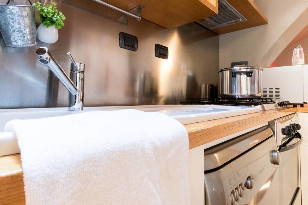 Altido Warm Apt For 4 In Porta Venezia Central 米兰 外观 照片